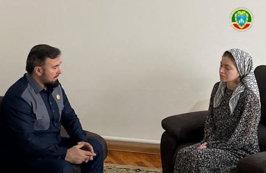 Suleymanova seen in a photograph published by Chechen human rights commissioner Mansur Soltaev.