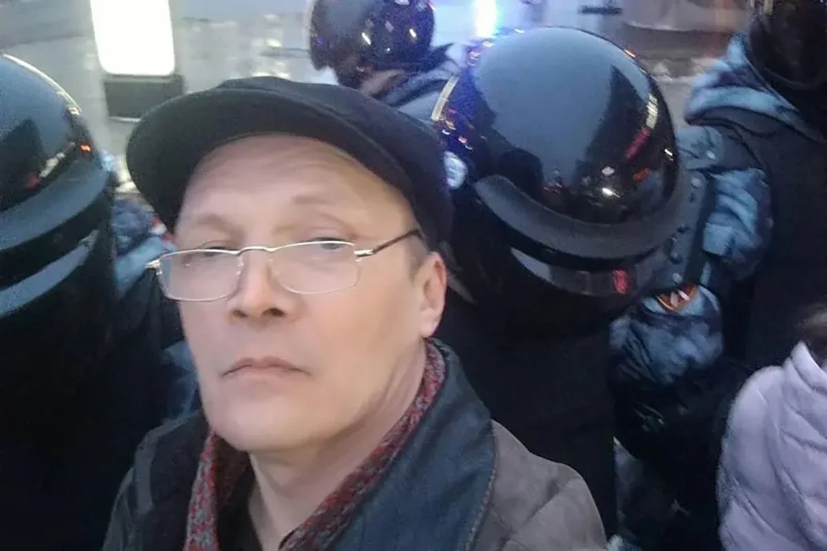 Andrey Veryanov protesting the arrest of Alexey Navalny upon his return to Russia, 2021. Photo: Facebook