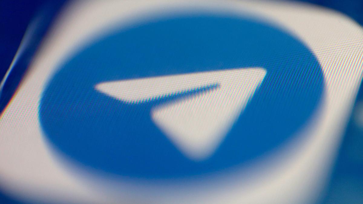 Nearly half of Russians continue to use Telegram for news despite blocks, survey finds