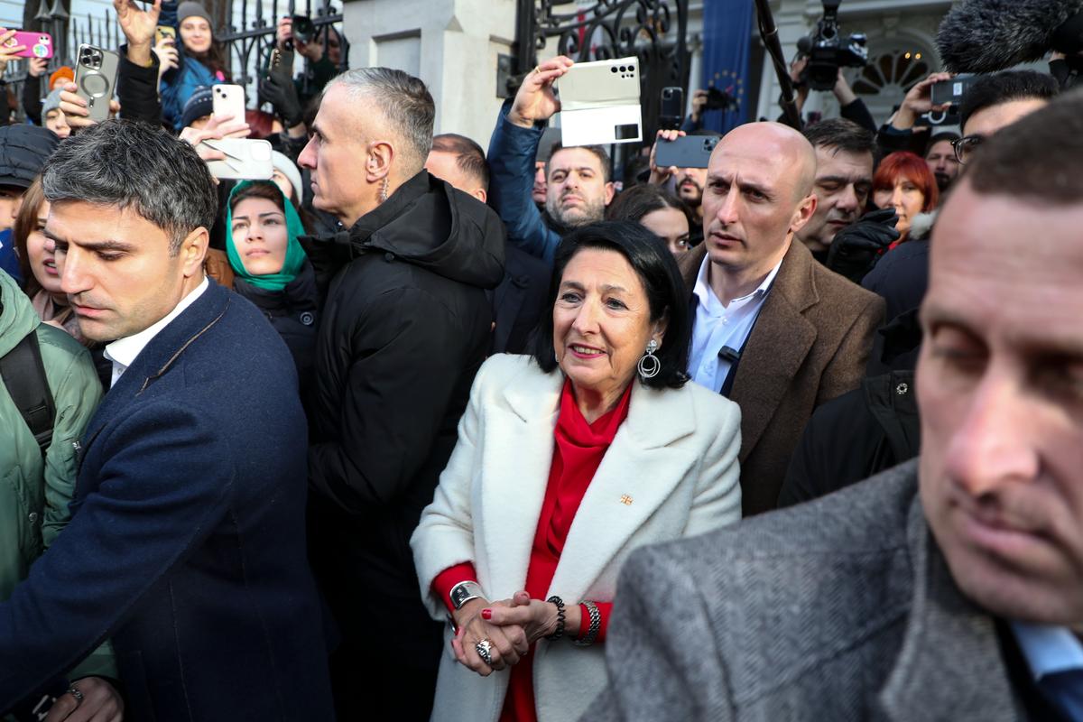 Former Georgian president Salome Zourabichvili leaves the Orbeliani Palace in Tbilisi on 29 December 2024 after addressing the crowd gathered outside. Photo: EPA-EFE / DAVID MDZINARISHVILI