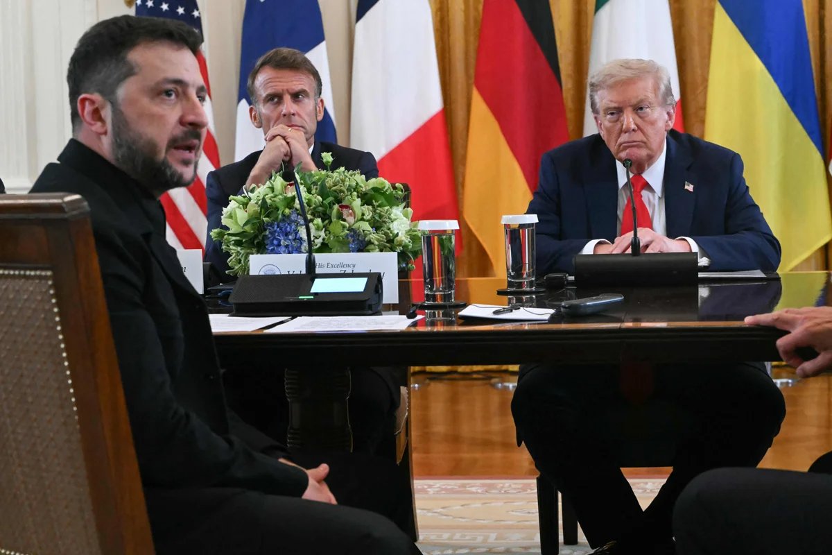 Zelensky, Macron and Trump during multilateral talks at the White House on 18 August 2025. Photo: Andrew Caballero-Reynolds / AFP / Scanpix / LETA